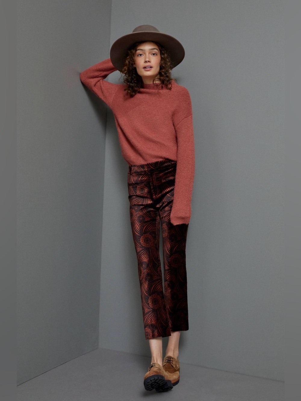 By Anthropologie Essential Velvet Kick Flare Pants Women’s Retro Pants Size 4